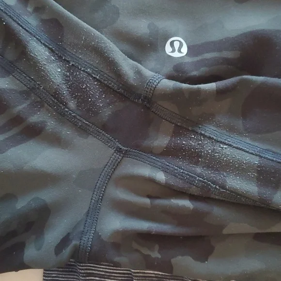 SOLD Sz 8 Lulu Align Leggings Full Length 28" Incognito Camo Multi Gator Green. - Picture 10 of 10